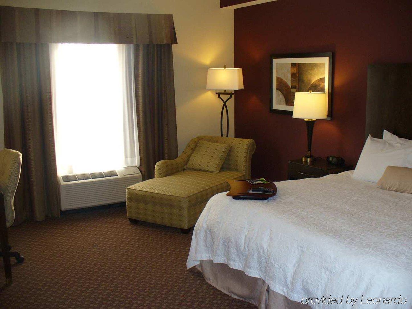 Hampton Inn & Suites Enid Quarto foto